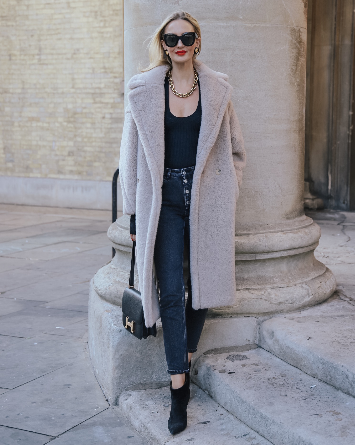 Fall essentials – the coat and shoe edit with My Theresa – Hannah ...
